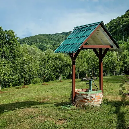 Tatil Evi Private Riverside House On The Una River With Private Beach *