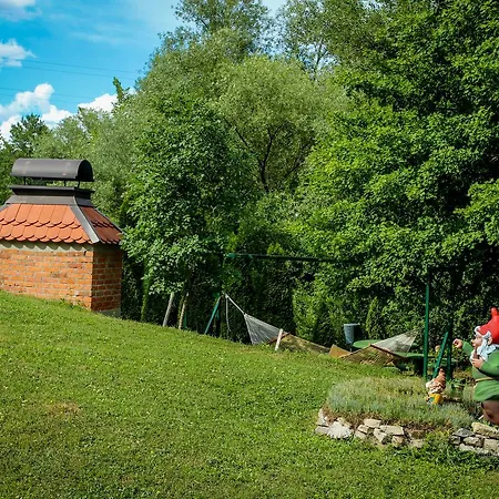 Σπίτι διακοπών Private Riverside House On The Una River With Private Beach