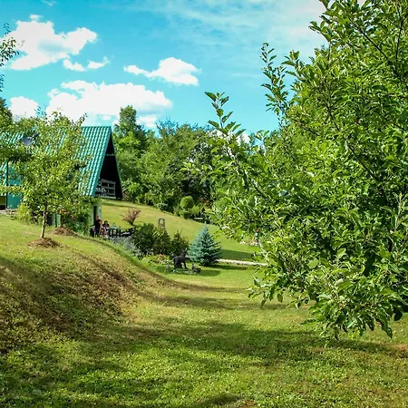 Private Riverside House On The Una River With Private Beach Σπίτι διακοπών *