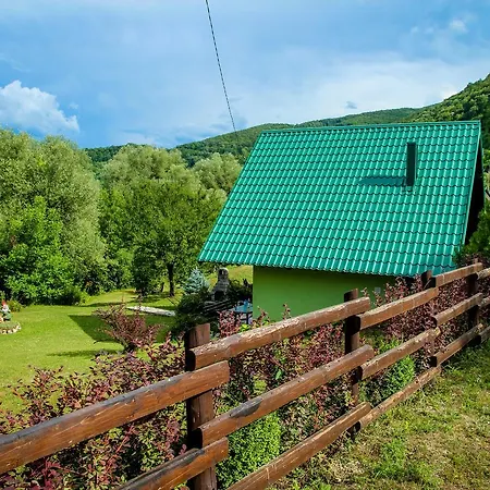 Private Riverside House On The Una River With Private Beach * Kulen Vakuf