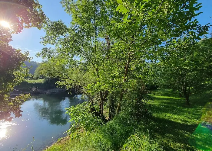 Private Riverside House On The River With Private