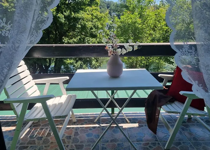 Private Riverside House On The River With Private Kulen Vakuf