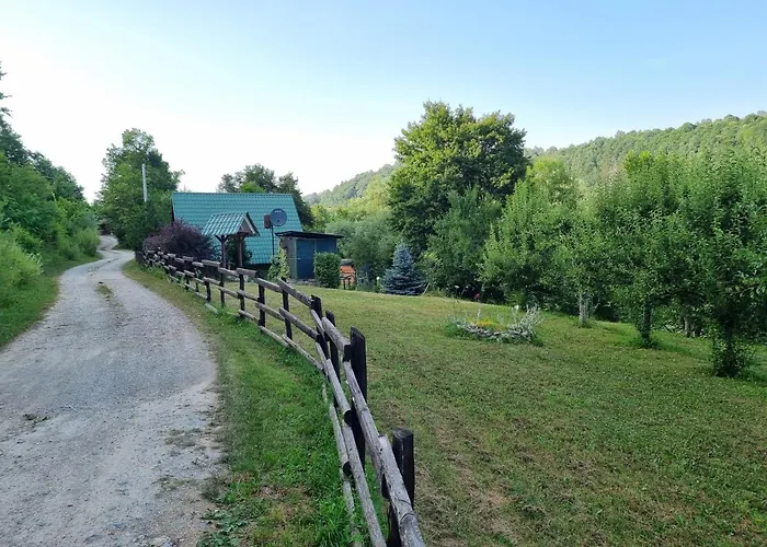 Private Riverside House On The River With Private Semesterbostad *